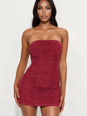💲 NWT Strapless RED Ruched Mini Dress